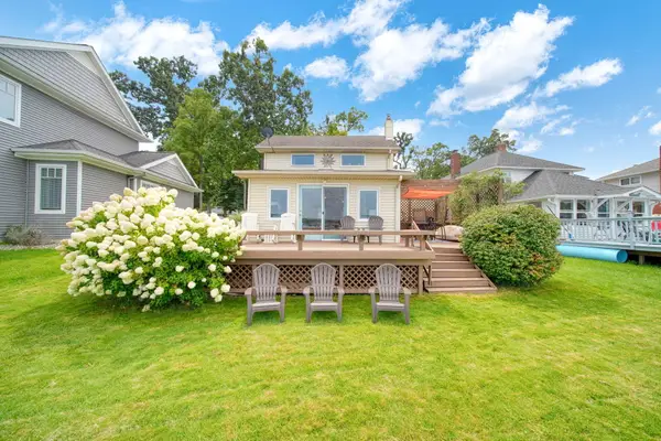 373 Oakwood Avenue, Clarklake, MI 49234