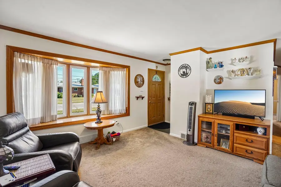 26347 Midway Street, Dearborn Heights, MI 48127 - #2