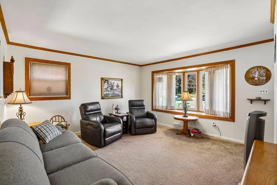 26347 Midway Street, Dearborn Heights, MI 48127 - #3