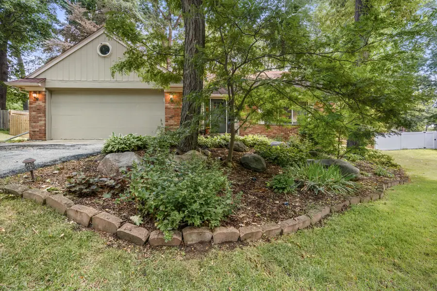 5898 Hummingbird Lane, Clarkston, MI 48346 - #2