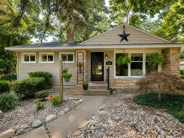 3221 Virginia Avenue, Kalamazoo, MI 49004