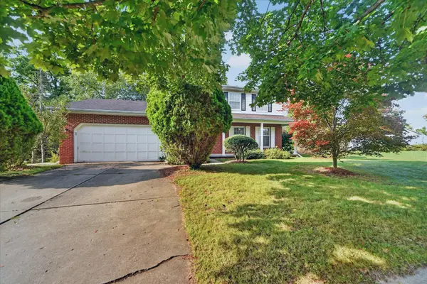 891 Moss Glen Circle, Haslett, MI 48840