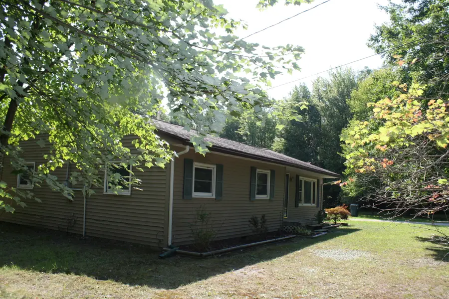 1807 W River Road, Muskegon, MI 49445 - #3