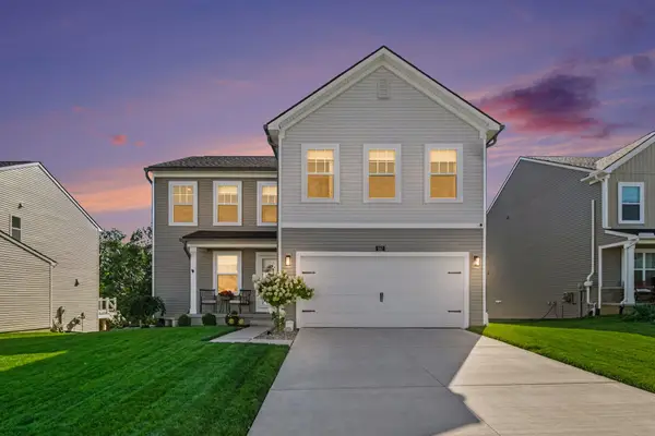 357 Sandhill Court, White Lake, MI 48386