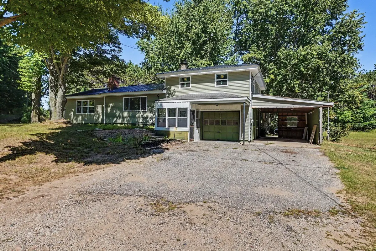 1012 N Evergreen Drive, White Cloud, MI 49349 - #1