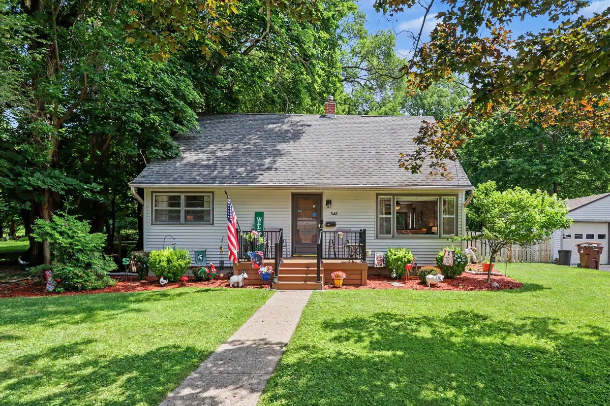 548 N Linden Street, Marshall, MI 49068 - #1