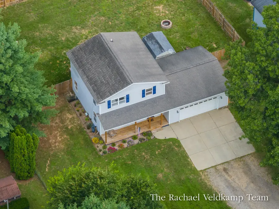 11480 W Bluewater Highway, Lowell, MI 49331 - #3