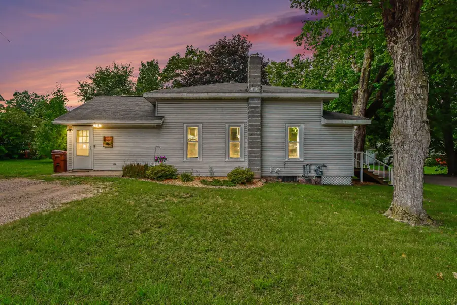 326 Beech Street, Freeport, MI 49325 - #3