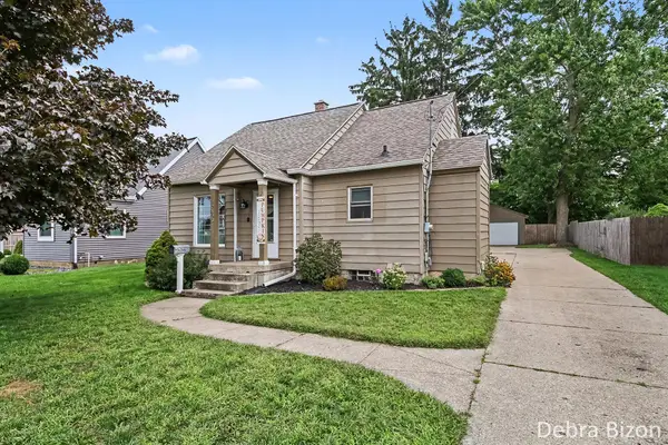 2490 Hague Avenue Sw, Wyoming, MI 49519