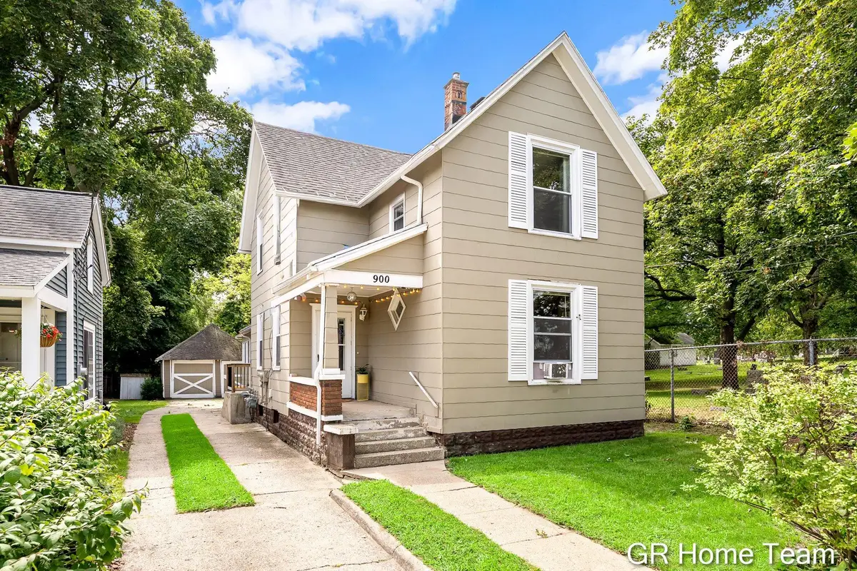 900 Fountain Street Ne, Grand Rapids, MI 49503 - #1