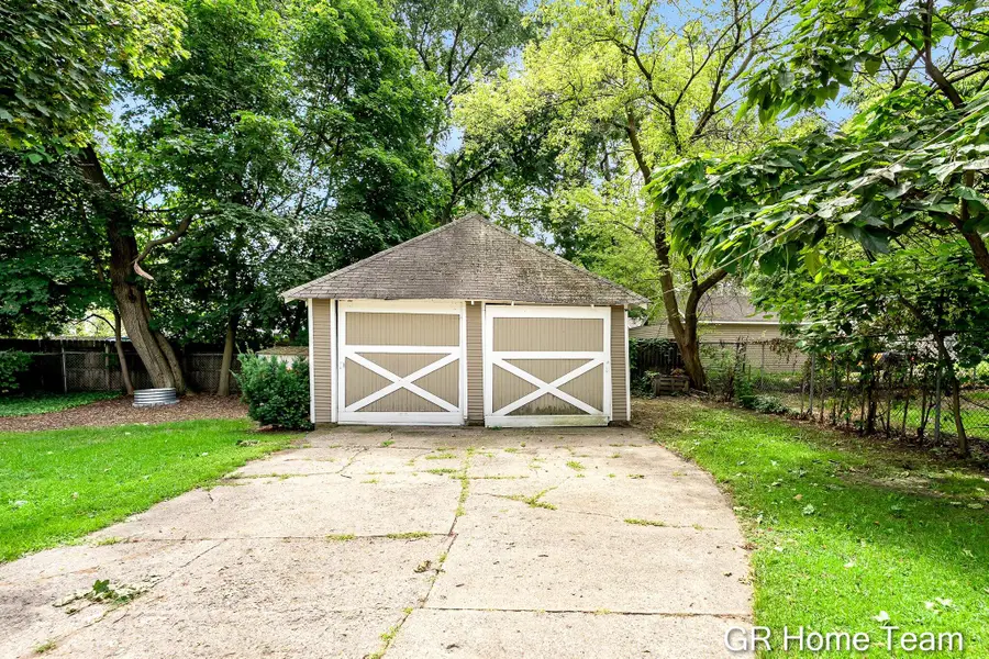 900 Fountain Street Ne, Grand Rapids, MI 49503 - #3