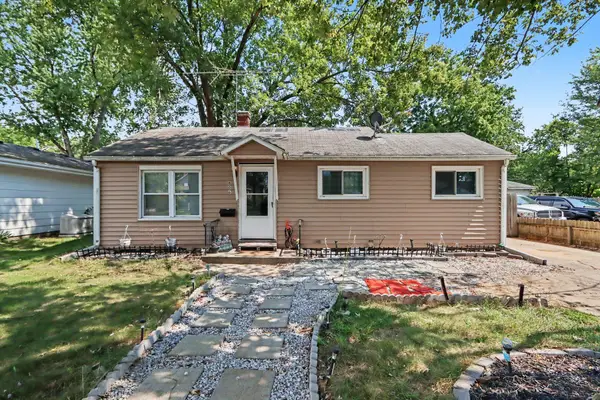 806 S Lincoln Avenue, Three Rivers, MI 49093