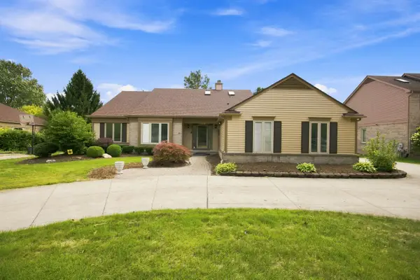 1553 Devonshire Drive, Troy, MI 48098