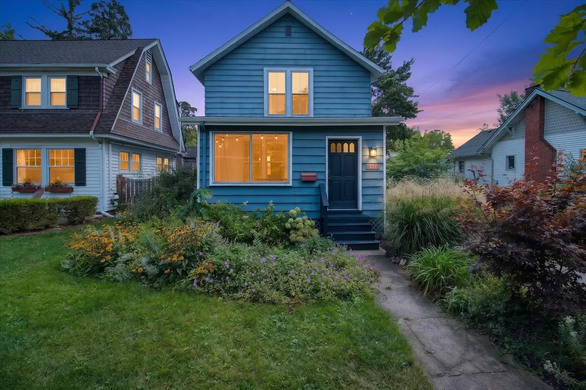 121 Kenwood Avenue, Ann Arbor, MI 48103 - #1