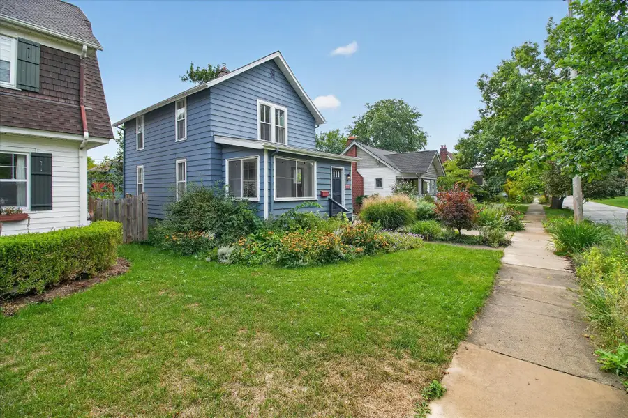 121 Kenwood Avenue, Ann Arbor, MI 48103 - #2