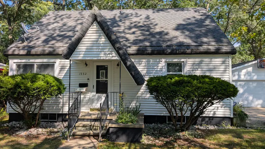 1932 Elwood Street, Muskegon, MI 49442 - #2