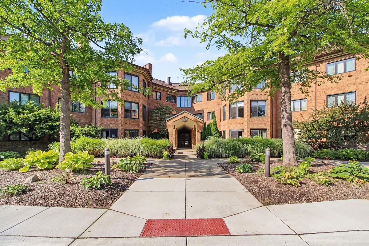 2115 Nature Cove Court #203, Ann Arbor, MI 48104 - #1