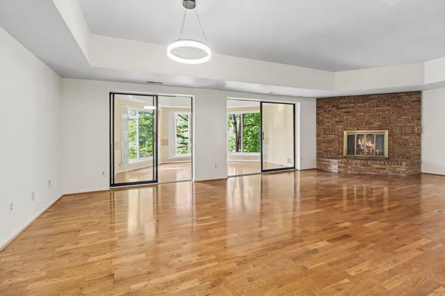 2115 Nature Cove Court #203, Ann Arbor, MI 48104 - #3