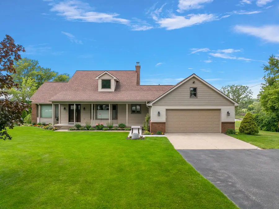 12211 8th Avenue Nw, Grand Rapids, MI 49534 - #2