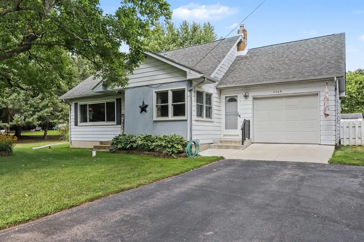 7708 N 41st Street, Augusta, MI 49012 - #1