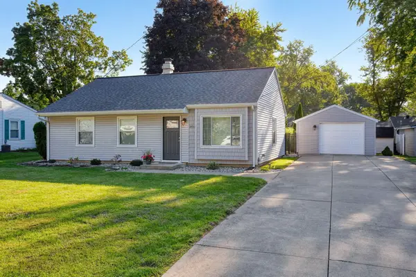 3451 Cambridge Avenue, Jackson, MI 49203