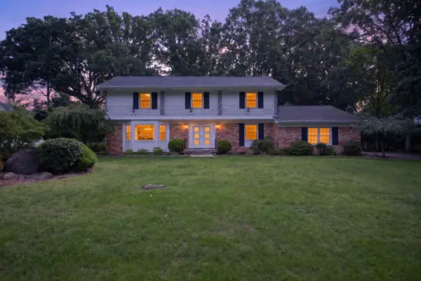 3829 W Walmont Road, Jackson, MI 49203