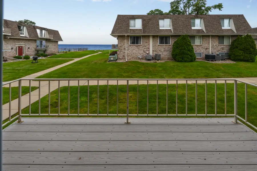 3618 Lakeshore Drive #8, Saint Joseph, MI 49085 - #3