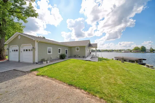 230 Cooks Landing, Michigan Center, MI 49254