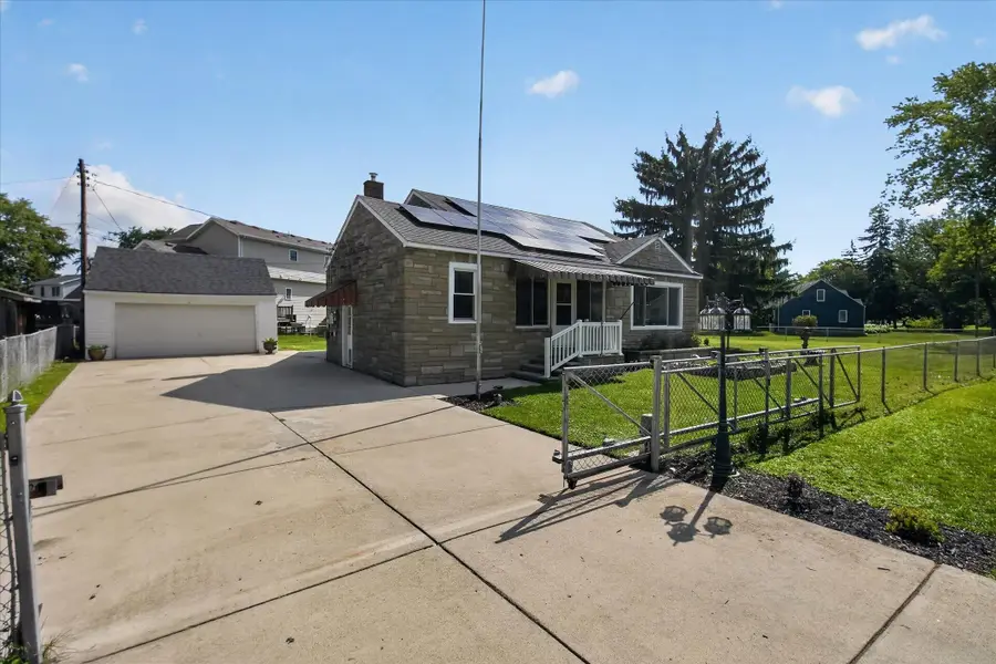 7866 Miami Avenue, Monroe, MI 48161 - #2