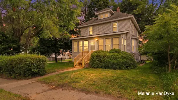 2244 Fuller Avenue Ne, Grand Rapids, MI 49505