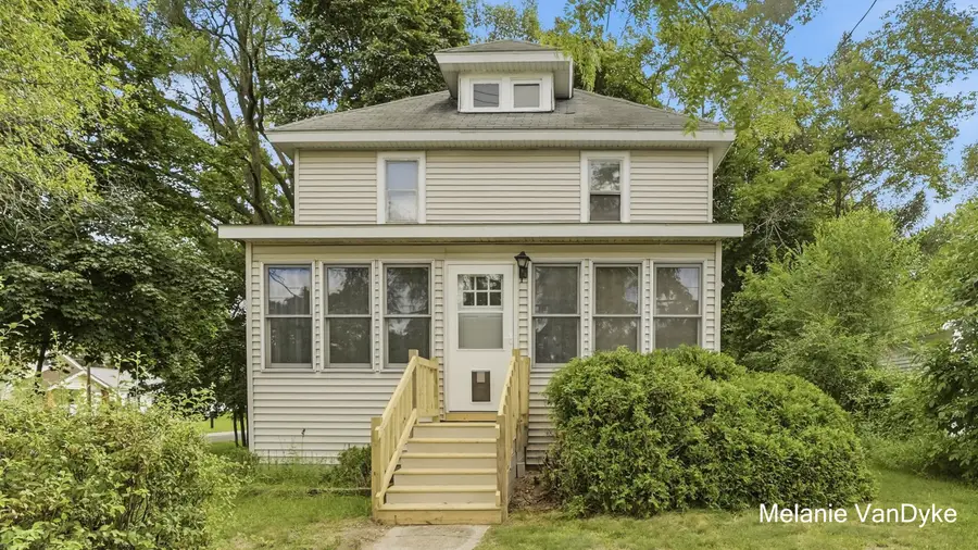 2244 Fuller Avenue Ne, Grand Rapids, MI 49505 - #2