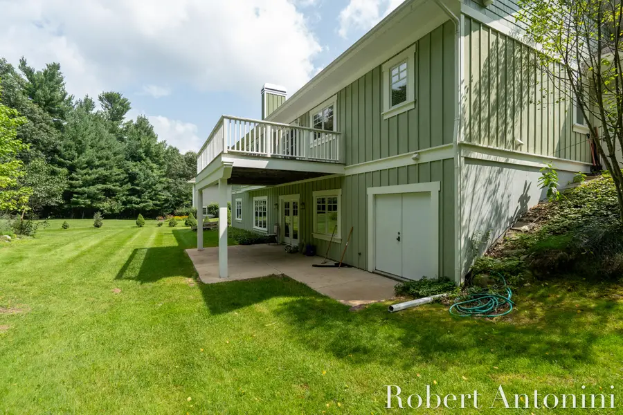 2025 Pine Nook Court Ne, Grand Rapids, MI 49525 - #3
