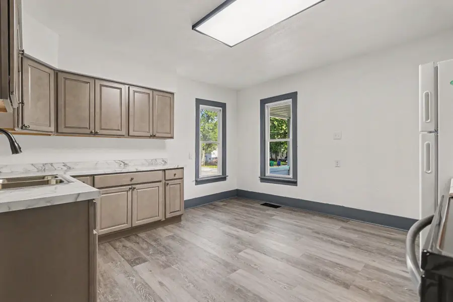 127 South Street, Colon, MI 49040 - #3