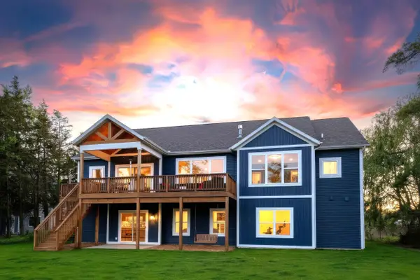 17940 Cove Street, Spring Lake, MI 49456