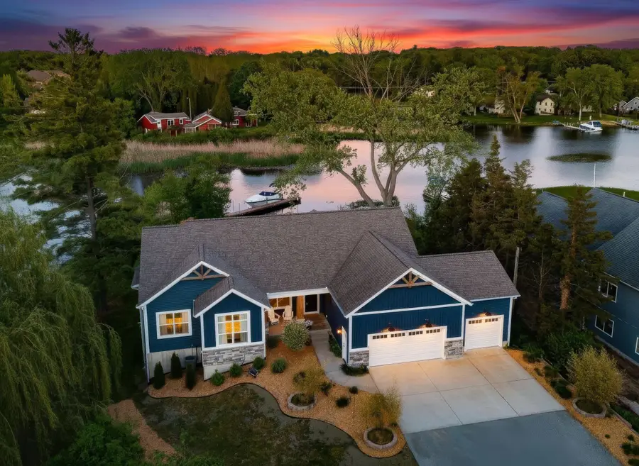 17940 Cove Street, Spring Lake, MI 49456 - #3