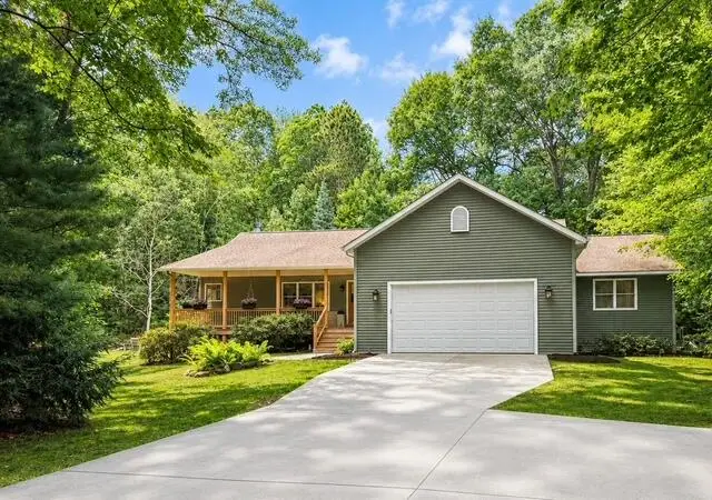 6550 W Forest Edge Drive, Ludington, MI 49431 - #1