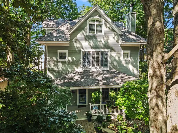 76550 Fieldstone Circle, South Haven, MI 49090