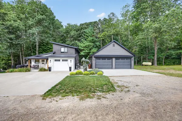 8433 Montreal Lane, Canadian Lakes, MI 49346