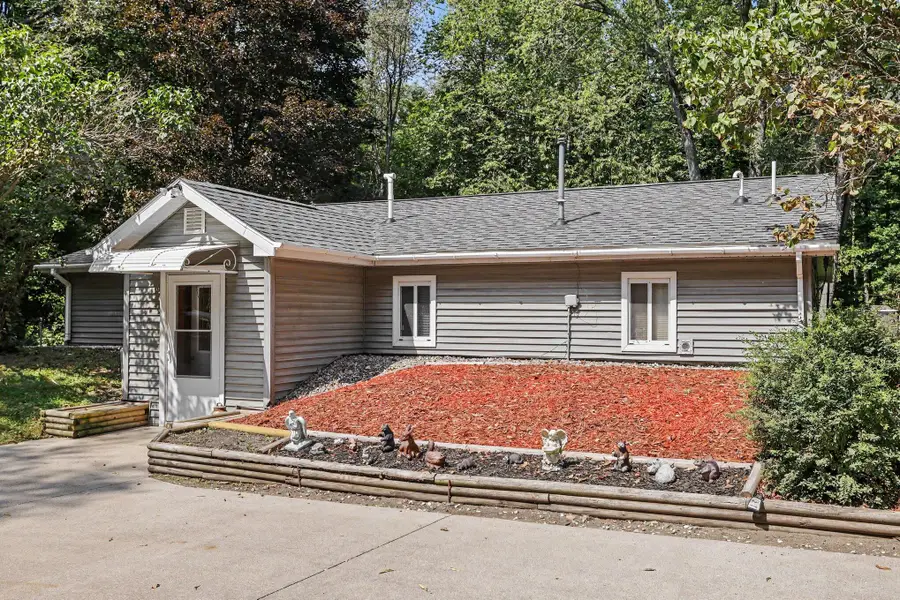 15700 Lepper Road, Hickory Corners, MI 49060 - #2