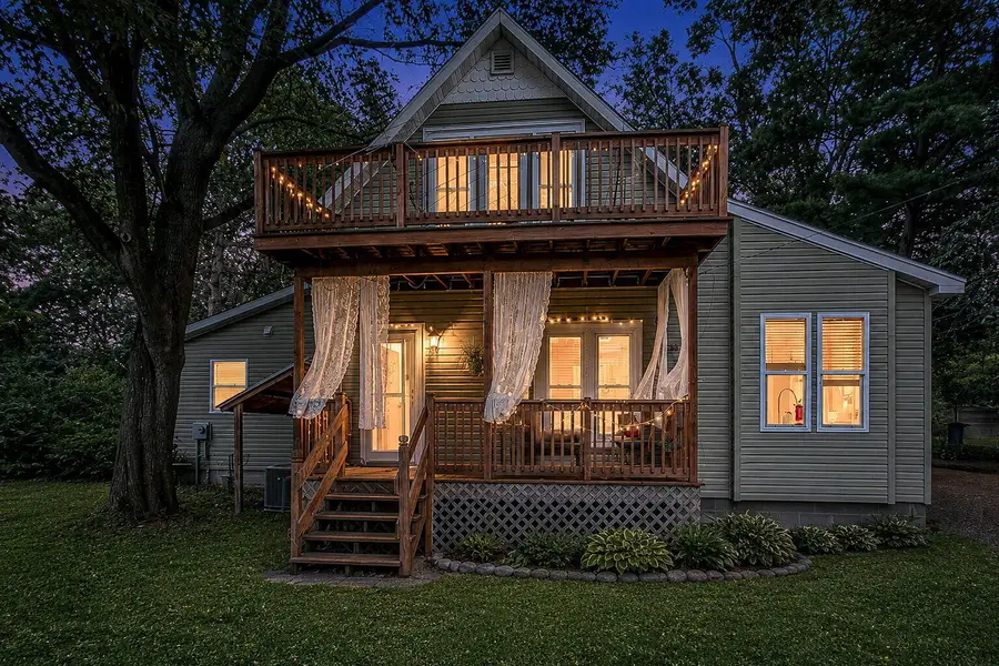 627 Francis Street, South Haven, MI 49090 - #2