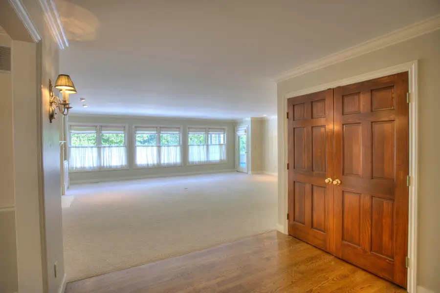 4890 Mill Run, Jackson, MI 49201 - #2