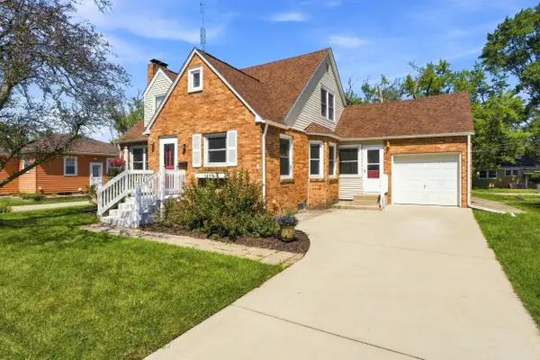 1207 Orchard Avenue, St. Joseph, MI 49085