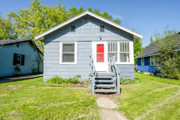 1216 Broadway, Benton Harbor, MI 49022