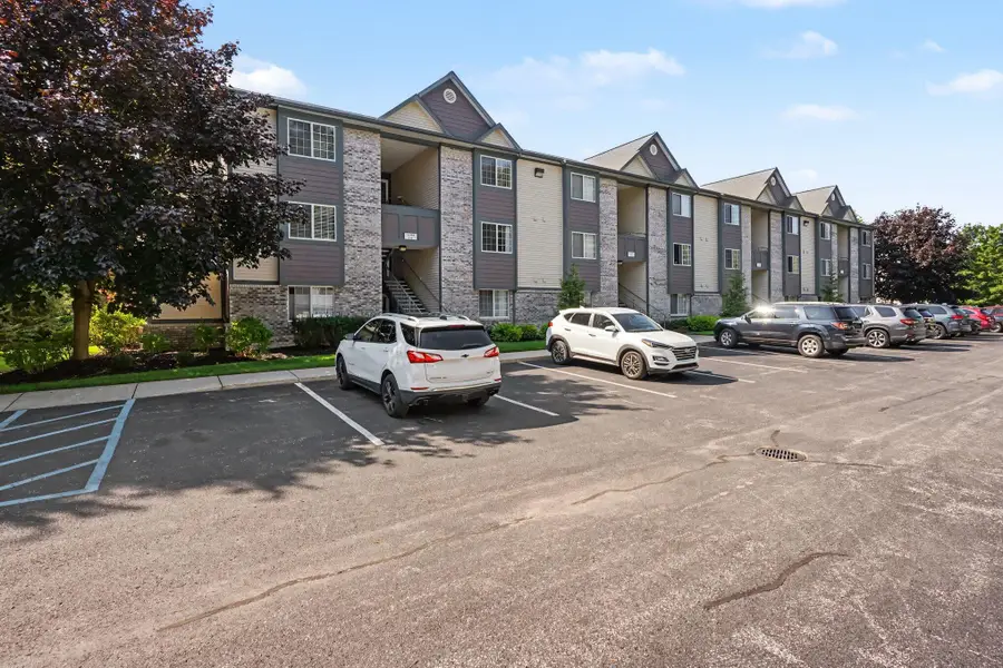 18400 N Ridge Court #17, Spring Lake, MI 49456 - #2