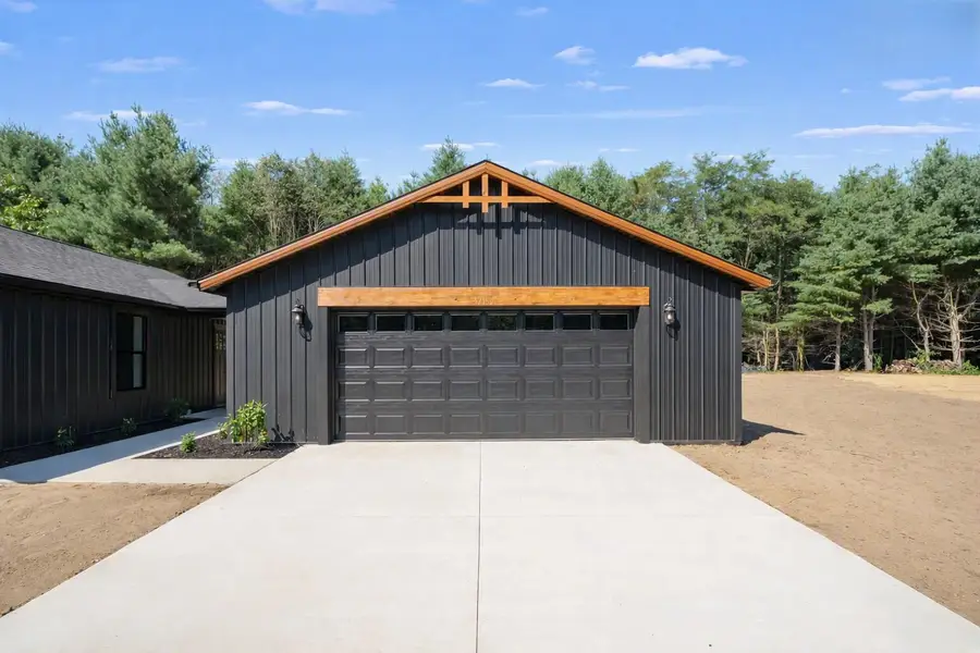 57160 Highfield Road, Three Rivers, MI 49093 - #2