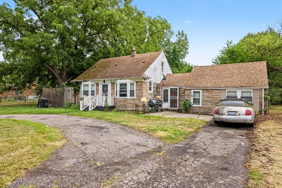 23071 Chippewa Street, Detroit, MI 48219 - #2