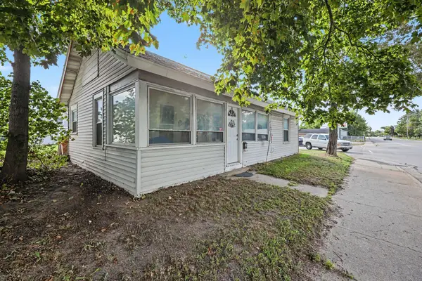 807 Colburn Avenue, Big Rapids, MI 49307