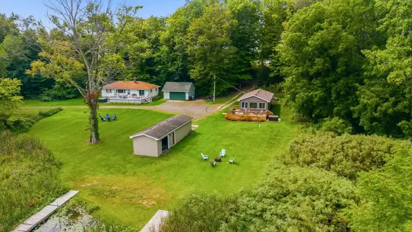 48781 /48873 Rush Lake Road, Hartford, MI 49057