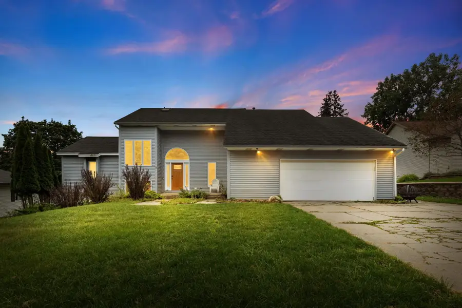 2630 Glencairin Drive Nw, Grand Rapids, MI 49504 - #2