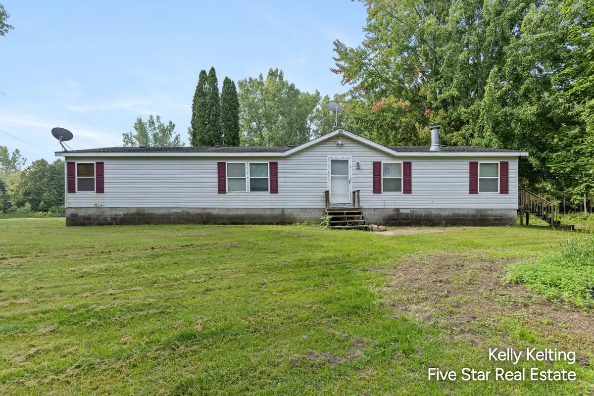 11300 Cedar Lake Road, Fenwick, MI 48834 - #1